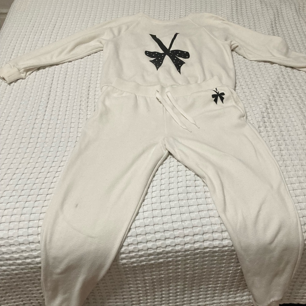 Victorias secret black and cream bow jogger set
